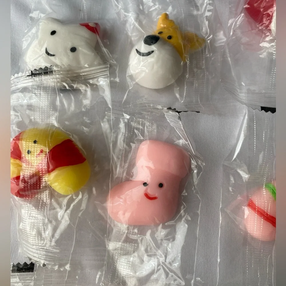 35PCS Assorted Christmas Mochi Squishy Toys Stocking Stuffer for Kids Girls Boys - Picture 4 of 4